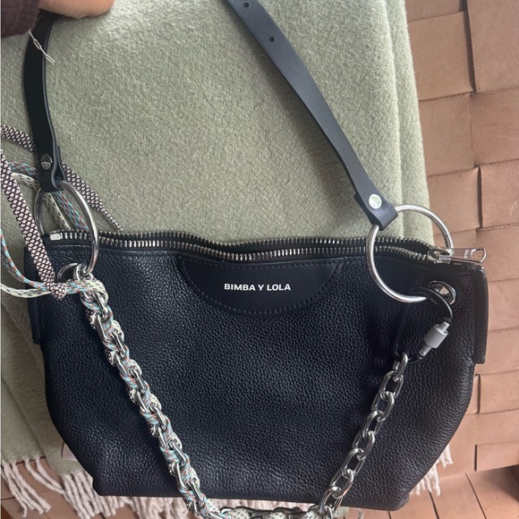 Bimba Y Lola Black Crossbody Bag - Picture 2 of 4